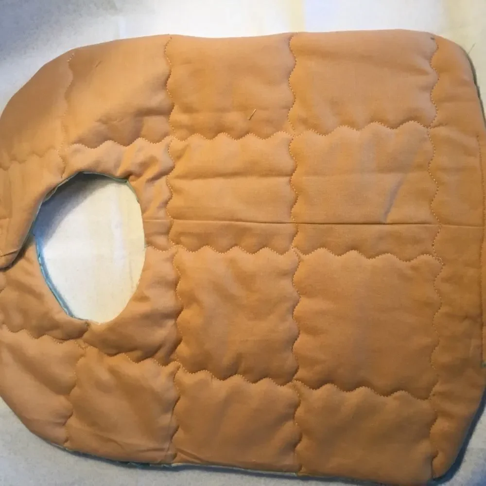 3/$25 or $12 ea. NWT Handmade Reversible Quilted Baby Bib.